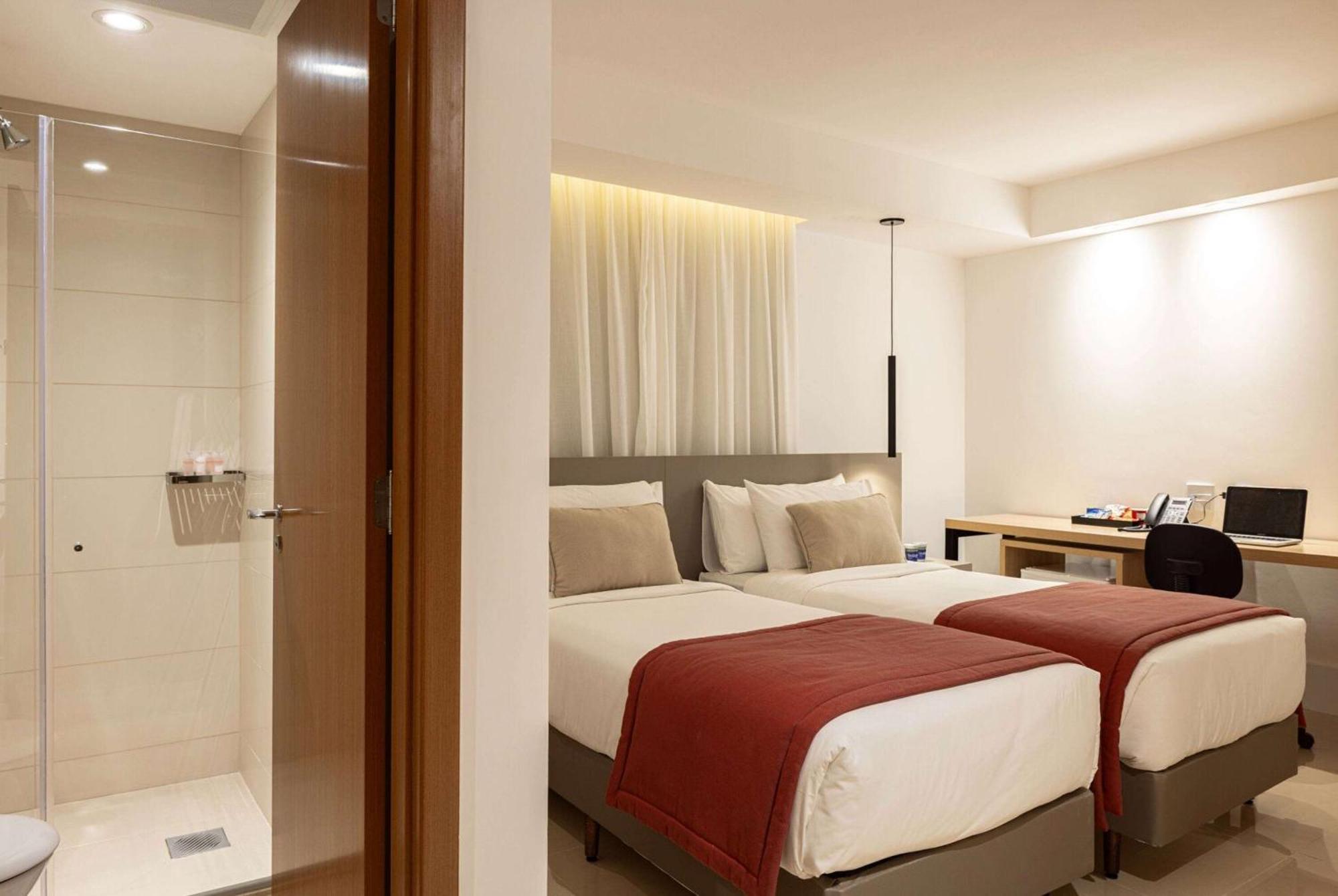 Ramada By Wyndham Brasilia Alvorada Hotel Kültér fotó